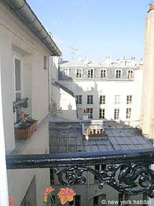 Paris 2 Bedroom apartment - living room 2 (PA-4166) photo 6 of 12