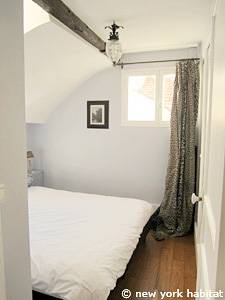 Paris 1 Bedroom apartment - bedroom (PA-4167) photo 4 of 4