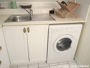Paris 1 Bedroom apartment - kitchen (PA-4167) photo 3 of 3