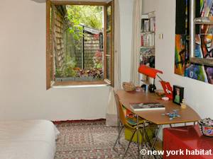 Paris 1 Bedroom - Duplex accommodation - bedroom (PA-4237) photo 3 of 4