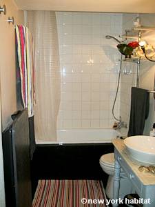 Paris 1 Bedroom - Duplex accommodation - bathroom 1 (PA-4237) photo 2 of 5