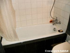 Paris 1 Bedroom - Duplex accommodation - bathroom 1 (PA-4237) photo 5 of 5