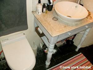 Paris 1 Bedroom - Duplex accommodation - bathroom 1 (PA-4237) photo 4 of 5