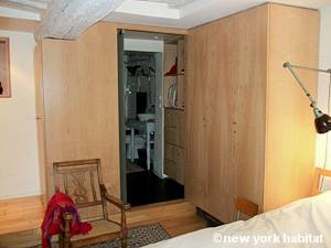 Paris 1 Bedroom - Duplex accommodation - bedroom (PA-4237) photo 2 of 4