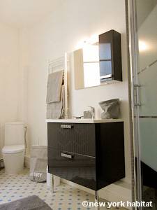 Paris Studio apartment - bathroom (PA-4253) photo 1 of 2