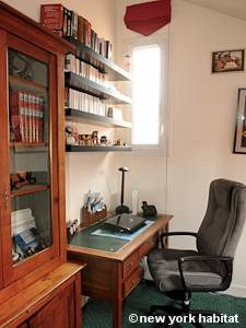 Paris T3 - Duplex appartement location vacances - chambre 2 (PA-4270) photo 3 sur 3
