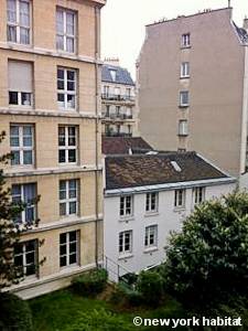 Paris T2 - Duplex - Penthouse logement location appartement - s&eacute;jour (PA-4274) photo 4 sur 4