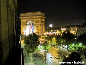 Paris Studio T1 logement location appartement - s&eacute;jour (PA-4277) photo 6 sur 8