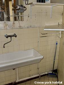 Paris Studio T1 logement location appartement - salle de bain 1 (PA-4277) photo 3 sur 3