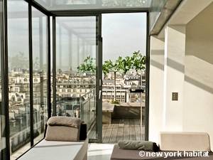 Paris T2 - Loft - Penthouse appartement location vacances - séjour (PA-4278) photo 5 sur 6 Paris T2 - Loft - Penthouse appartement location vacances - séjour (PA-4278) photo 5 sur 6