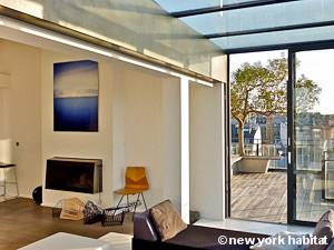 Paris T2 - Loft - Penthouse appartement location vacances - séjour (PA-4278) photo 6 sur 6 Paris T2 - Loft - Penthouse appartement location vacances - séjour (PA-4278) photo 6 sur 6