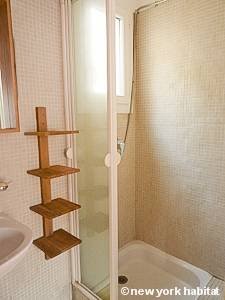 Paris 1 Bedroom apartment - bathroom (PA-4284) photo 2 of 4