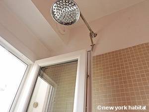 Paris 1 Bedroom apartment - bathroom (PA-4284) photo 3 of 4