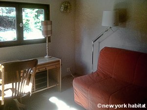 Paris 2 Bedroom - Duplex apartment - bedroom 2 (PA-4295) photo 2 of 3