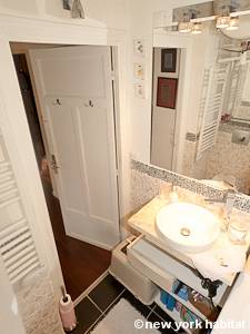 Paris 1 Bedroom accommodation - bathroom (PA-4298) photo 4 of 5