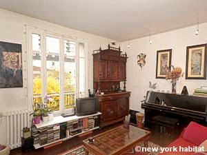 Paris 1 Bedroom accommodation - living room (PA-4298) photo 2 of 9