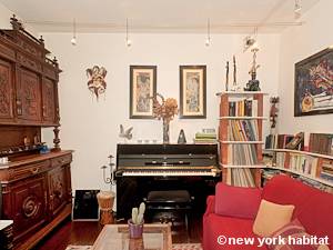 Paris 1 Bedroom accommodation - living room (PA-4298) photo 7 of 9