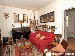 Paris 1 Bedroom accommodation - living room (PA-4298) photo 3 of 9