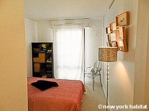 Paris T4 - Duplex logement location appartement - chambre 3 (PA-4302) photo 2 sur 4