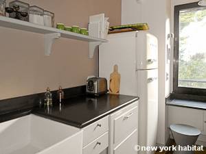 Paris 3 Bedroom - Duplex accommodation - kitchen (PA-4308) photo 2 of 3
