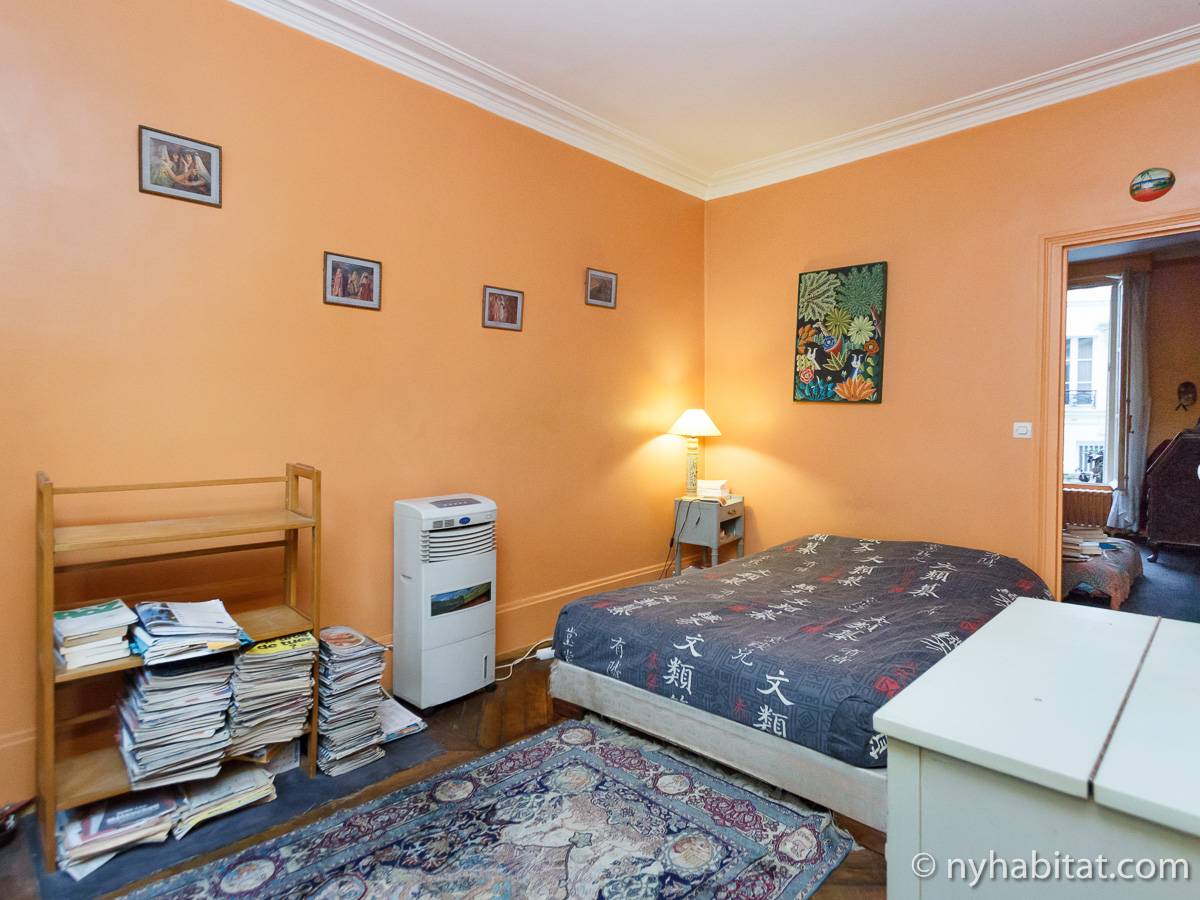 Paris Apartment 2 Bedroom Apartment Rental in Pigalle, Opéra Grands