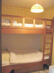 Sud de la France - Alpes du Sud - T3 - Chalet appartements location vacances - chambre 2 (PR-10) photo 2 de 3