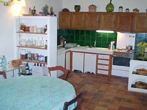 South France 4 Bedrooms - Maison de Village accommodation kitchen photo 8
