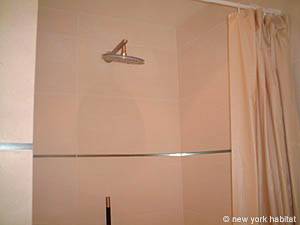 South France - French Riviera - 1 Bedroom accommodation - bathroom (PR-67) photo 5 of 5