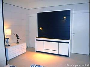 South France - French Riviera - 1 Bedroom accommodation - living room (PR-67) photo 2 of 12