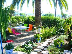 South France - French Riviera - 1 Bedroom accommodation - living room (PR-67) photo 9 of 12