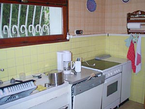 Sud de la France - C&ocirc;te d'Azur - T4 - Villa appartements location vacances - cuisine (PR-77) photo 2 de 3