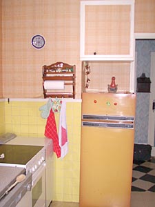 Sud de la France - C&ocirc;te d'Azur - T4 - Villa appartements location vacances - cuisine (PR-77) photo 3 de 3