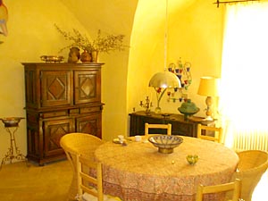 S&uuml;dfrankreich - Provence - Luberon - 5 Zimmer - Triplex - Maison de Village ferienwohnung - k&uuml;che (PR-108) photo 1 von 6