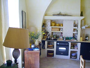 S&uuml;dfrankreich - Provence - Luberon - 5 Zimmer - Triplex - Maison de Village ferienwohnung - k&uuml;che (PR-108) photo 2 von 6