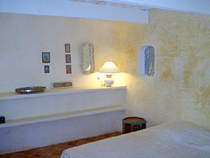 S&uuml;dfrankreich - Provence - Luberon - 5 Zimmer - Triplex - Maison de Village ferienwohnung - schlafzimmer 1 (PR-108) photo 10 von 11