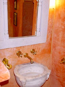 S&uuml;dfrankreich - Provence - Luberon - 5 Zimmer - Triplex - Maison de Village ferienwohnung - badezimmer 1 (PR-108) photo 1 von 4