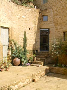S&uuml;dfrankreich - Provence - Luberon - 5 Zimmer - Triplex - Maison de Village ferienwohnung - schlafzimmer 2 (PR-108) photo 1 von 10