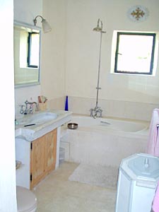 S&uuml;dfrankreich - Provence - Luberon - 5 Zimmer - Triplex - Maison de Village ferienwohnung - badezimmer 3 (PR-108) photo 1 von 1
