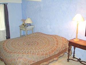 S&uuml;dfrankreich - Provence - Luberon - 5 Zimmer - Triplex - Maison de Village ferienwohnung - schlafzimmer 4 (PR-108) photo 1 von 5