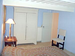 S&uuml;dfrankreich - Provence - Luberon - 5 Zimmer - Triplex - Maison de Village ferienwohnung - schlafzimmer 4 (PR-108) photo 2 von 5