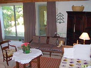 South France - Provence Luberon - 4 Bedroom - Maison de Village accommodation bed breakfast - living room (PR-154) photo 5 of 7