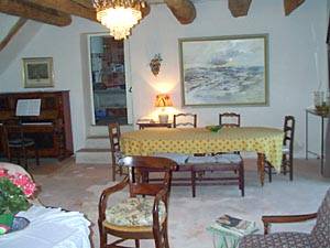 South France - Provence Luberon - 4 Bedroom - Maison de Village accommodation bed breakfast - living room (PR-154) photo 6 of 7