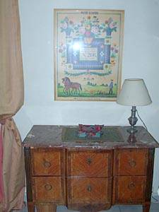 South France - Provence Luberon - 4 Bedroom - Maison de Village accommodation bed breakfast - bedroom 1 (PR-154) photo 4 of 6