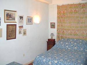 South France - Provence Luberon - 4 Bedroom - Maison de Village accommodation bed breakfast - bedroom 2 (PR-154) photo 2 of 4