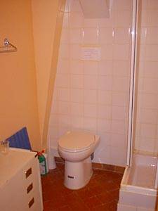 South France - Provence Luberon - 4 Bedroom - Maison de Village accommodation bed breakfast - bathroom 2 (PR-154) photo 1 of 3