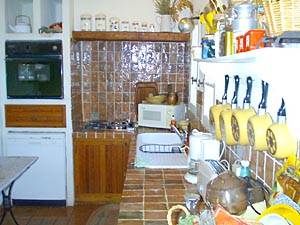 South France 3 Bedrooms - Villa accommodation kitchen photo 11