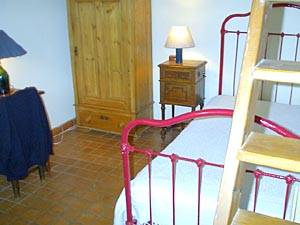 South France 3 Bedrooms - Villa accommodation bedroom 1 photo 14