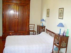 South France 3 Bedrooms - Villa accommodation bedroom 2 photo 19
