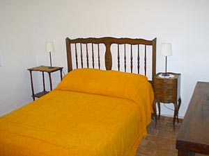 Sur de Francia - Camargue - Costa Azul - 4 Dormitorios - Villa alojamiento - dormitorio 1 (PR-157) photo 2 de 3