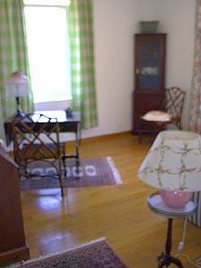 South France - Avignon Region - 3 Bedroom - Mas accommodation bed breakfast - bedroom 1 (PR-158) photo 3 of 8
